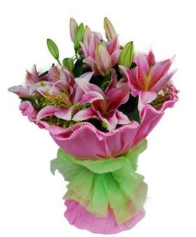 send pink lilies in a bouquet to japan